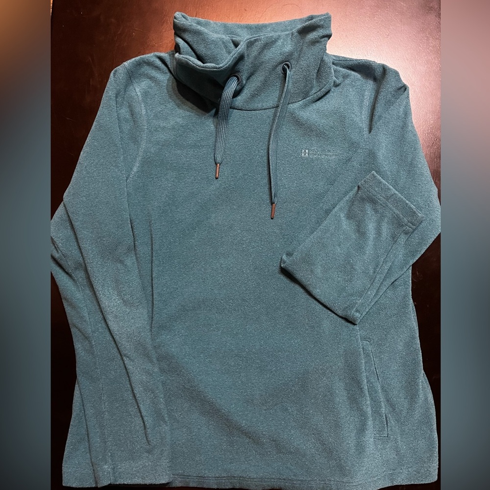 🔥 2/$40 Mountain Warehouse Sweater